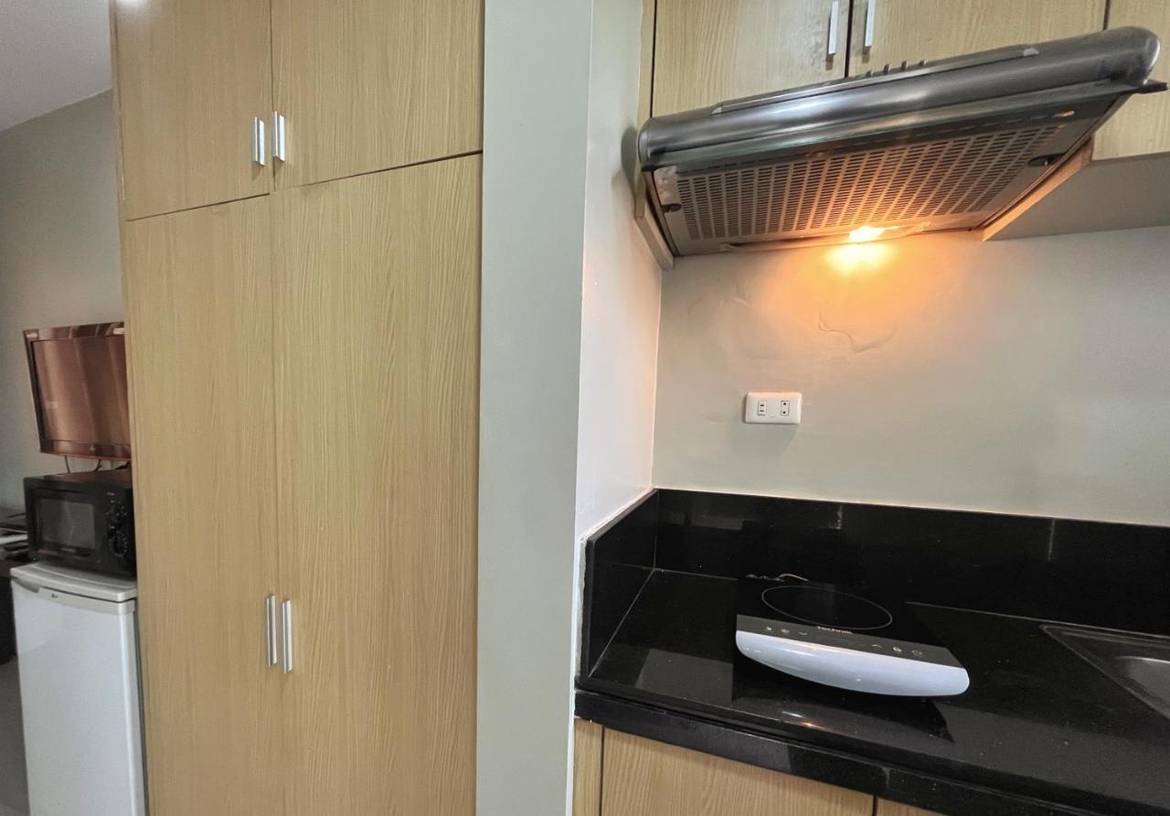 Rumi Apartelle Hotel Ángeles Extérieur photo