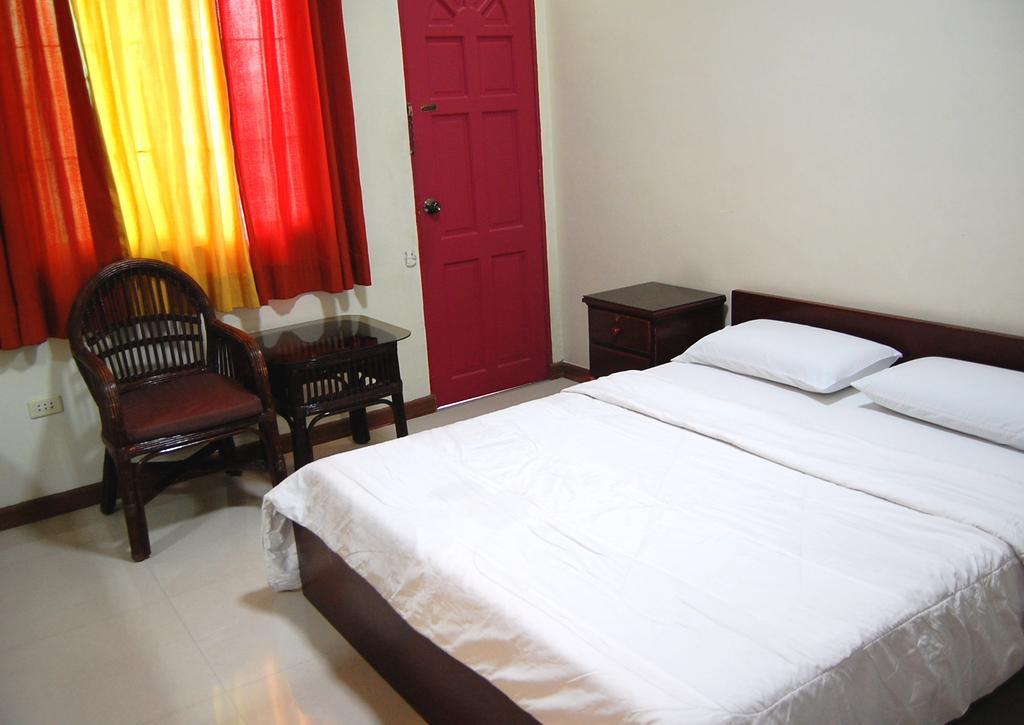 Rumi Apartelle Hotel Ángeles Extérieur photo
